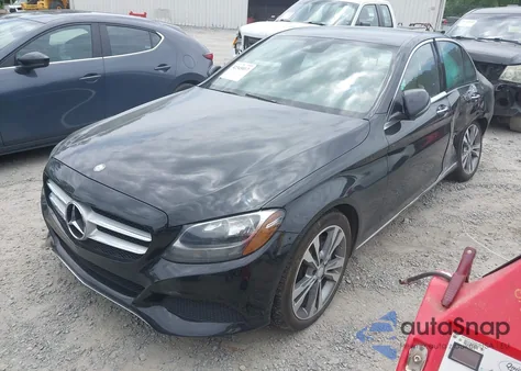 2016 Mercedes-Benz C 300 Luxury/Sport из США, поврежденный, VIN 55SWF4JB8GU133180